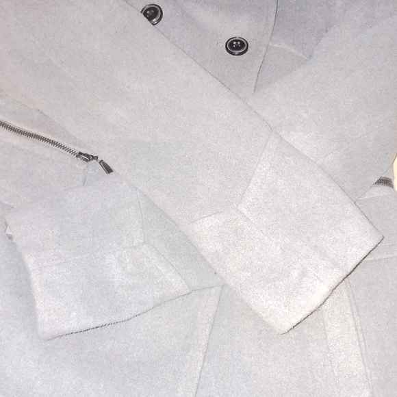 Light Grey Wool Collared Pea Coat - Picture 8 of 12